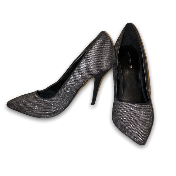 Call it Spring Black and silver glitter fabric pumps - Picture 2 of 3